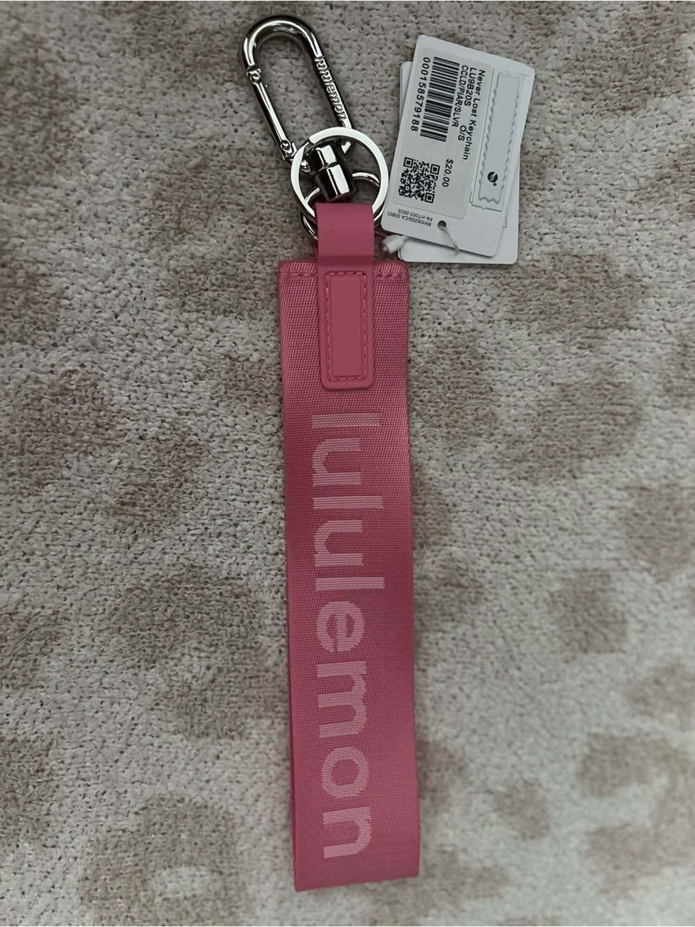 Lululemon Never Lost Keychain - Picture 1 of 2